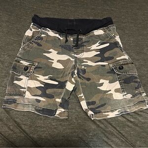 Wonder Nation Green Camouflage Shorts